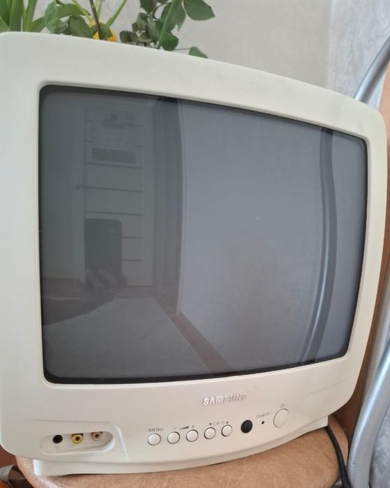 Телевизор продам