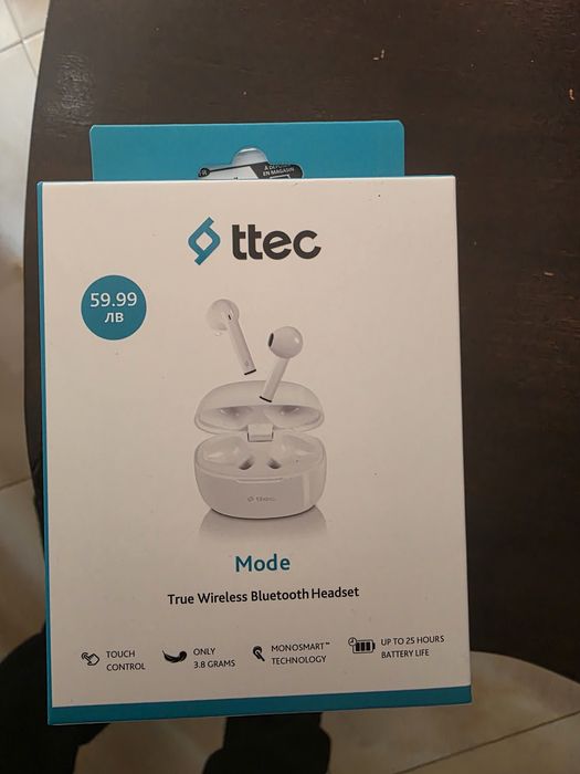 TCL 4041 чисто нов фабрично запечатан с слушалки!