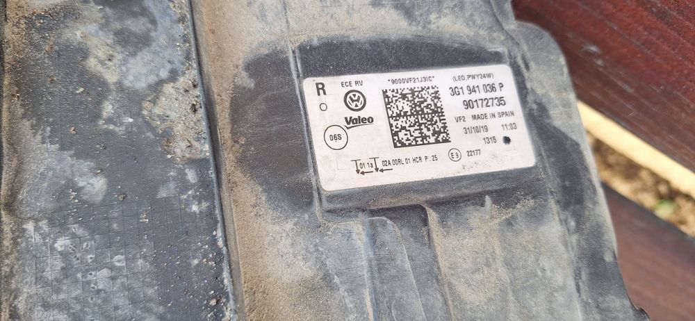 Far Passat stanga si dreapta  2021 3G1941035p și 3G1941036P