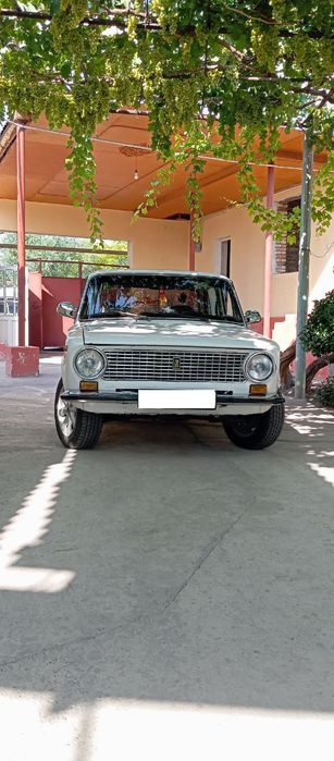 Vaz 21011 yaxshi xolatda.