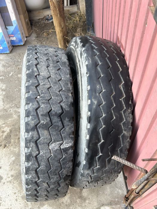 Продаются покрышки 8.25 R16