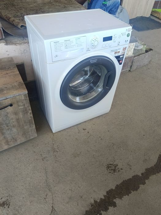 Стиральная машина Ariston 6 кг