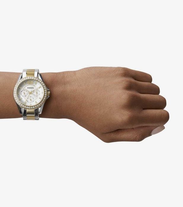 НАМАЛЕН НОВ Дамски часовник Fossil Reley