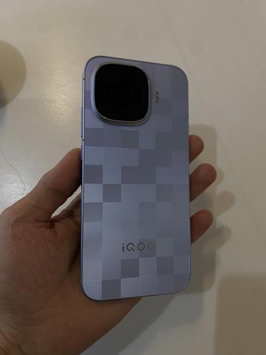 Iqoo 15r 8/256gb