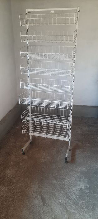 Продаётся стелаж