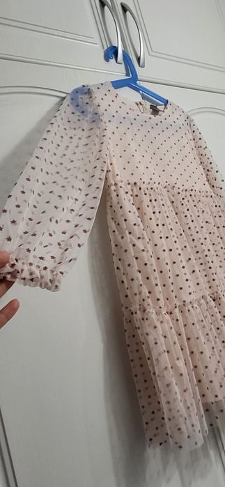 Rochie fete cu volanase si maneca
Marimea 1