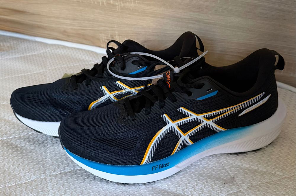 Pantofi pentru alergare 43.5 Asics Gt-1000 14 1011C077 Negru