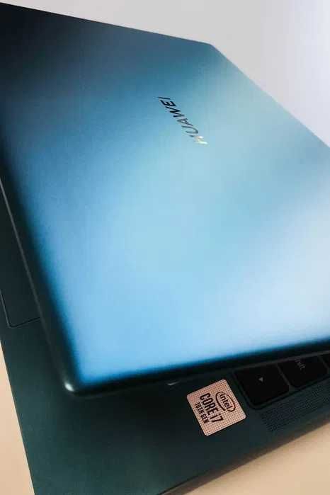 Лаптоп Huawei MateBook X Pro 13.9 Touchscreen