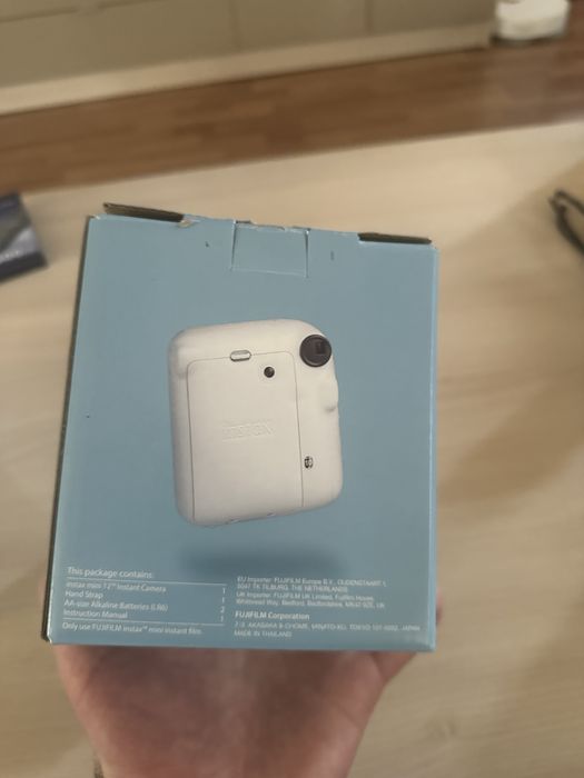 Vand camera fujifilm instax mini 12