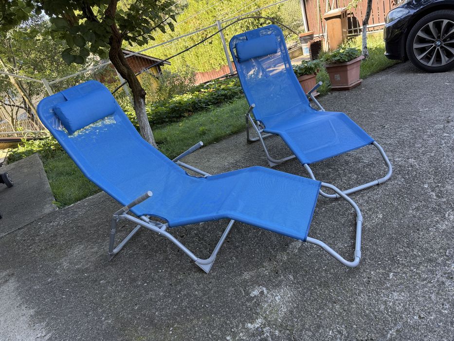 Sezlonguri plaja piscina