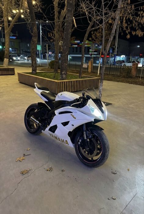 Yamaha YZF R6 Srochnoga sotiladi