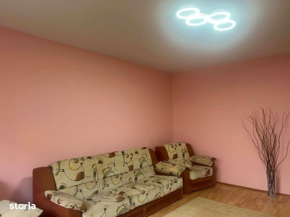 4 camere| Vitan| etaj 4/8| pet friendly| parcare| aproape de metrou.
