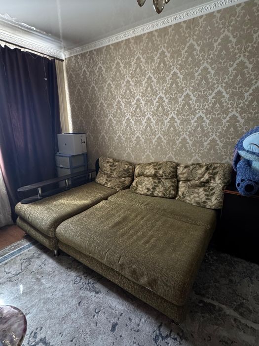 Продам угловой Диван , срочно!!!