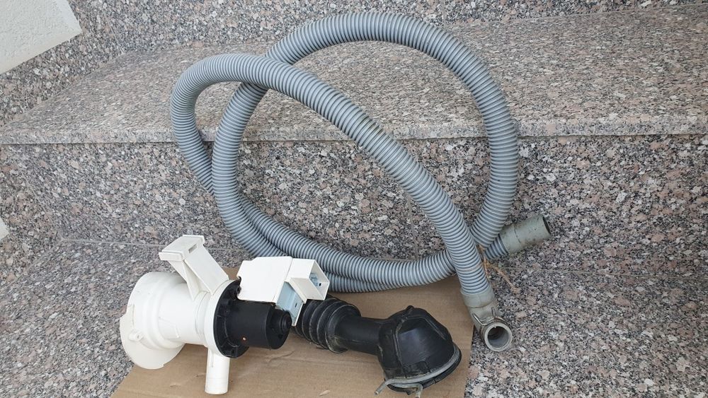 Pompa Evacuare masina spalat WHIRPOOL vertical 461973071131 Curier OLX