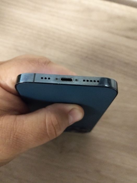 Vând iPhone 12 pro 128gb