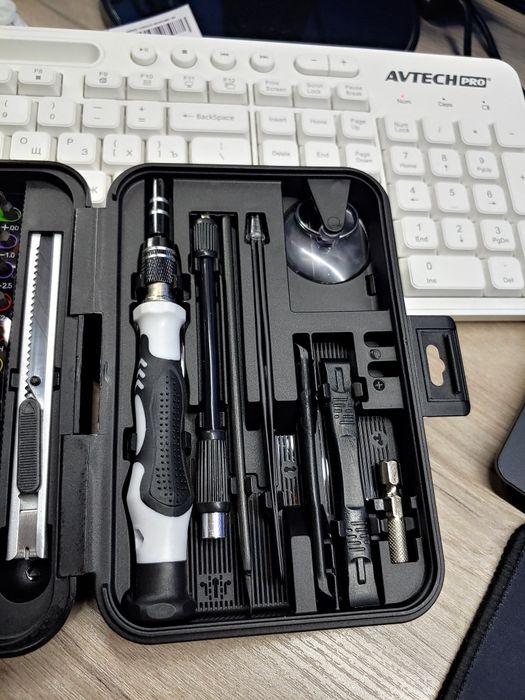 Набор отвёрток 132 in 1