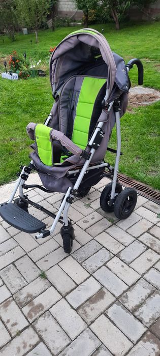 Продам коляску для детей ДЦП