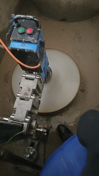 Gaura centrala hota aerisiri ac instalatii sanitare carota carotare