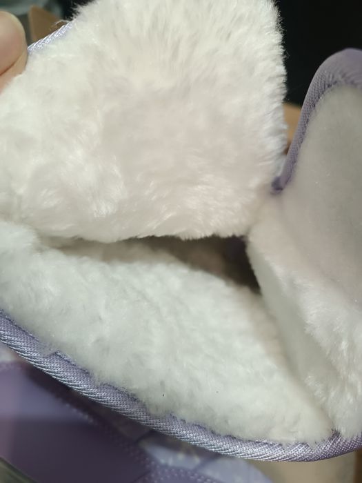 Продам детские зимние сапоги