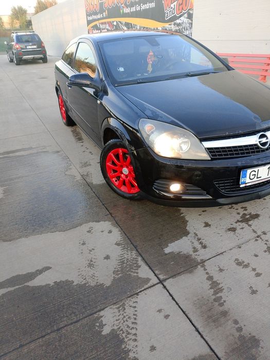 Dau Opel Astra h gtc