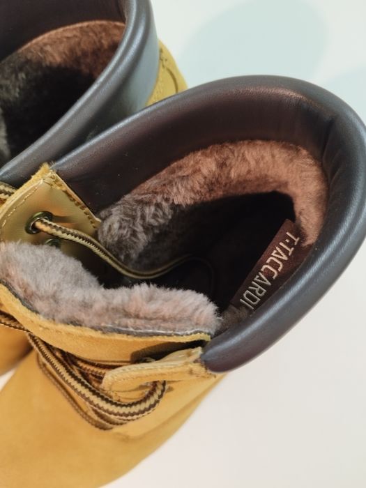 Зимние ботинки женские