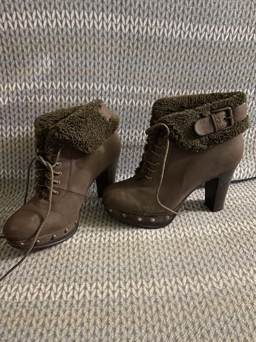 Продам ботильоны 38 размер