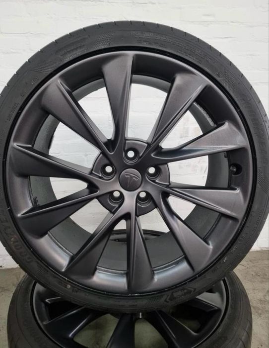 Tesla model S джанти 21 цола
