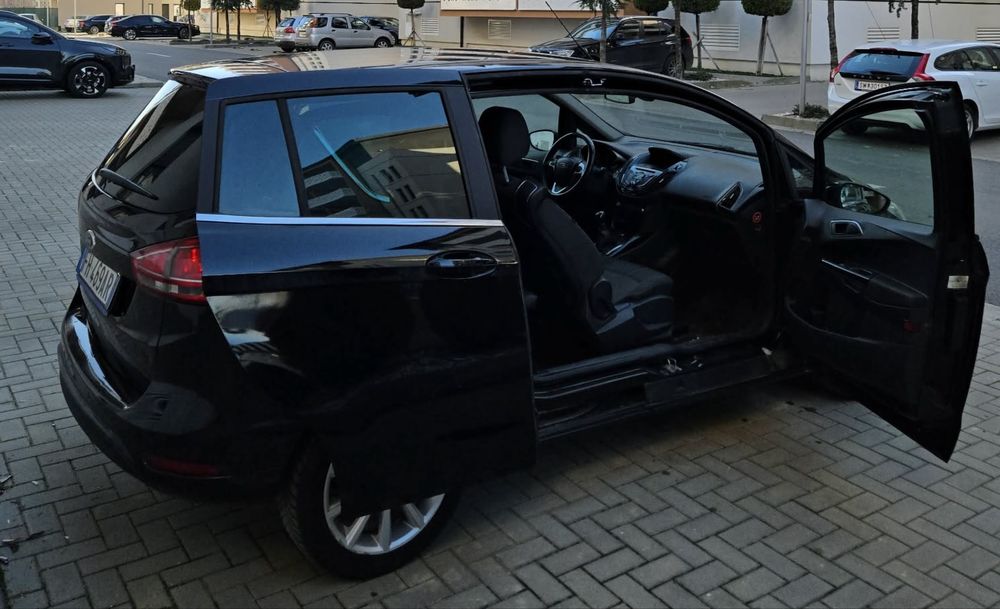 Ford B-max 1.5 d 177 km 2018 Euro 6  4499 euro