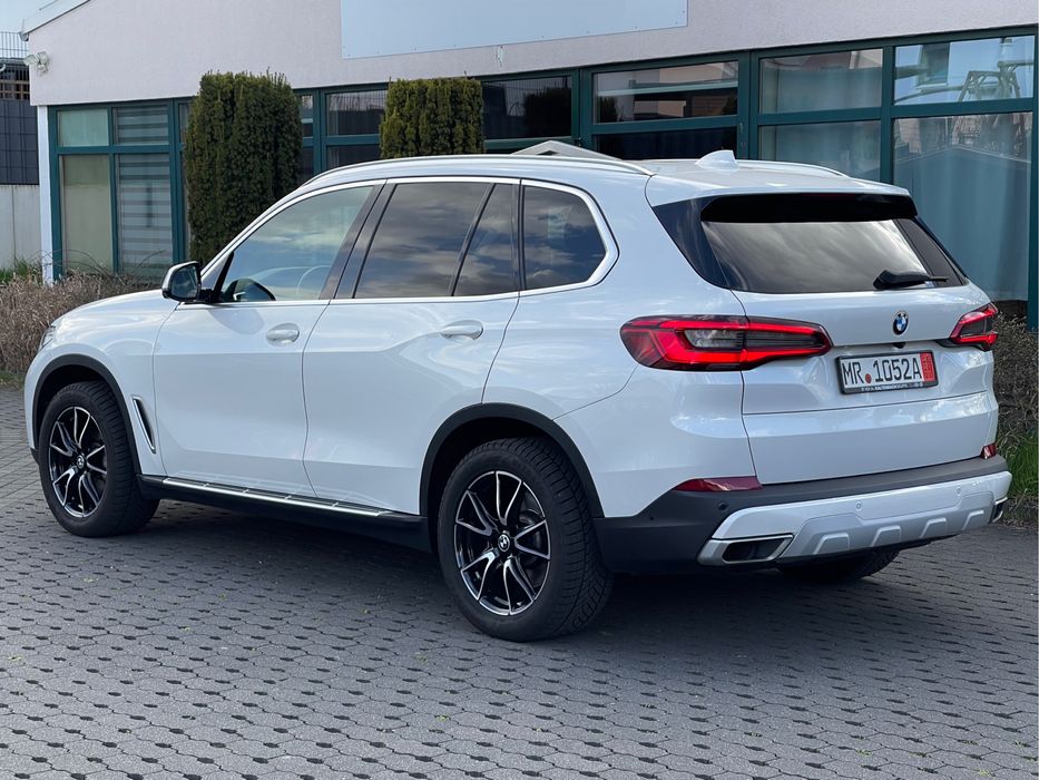 Продам автомобиль BMW X5