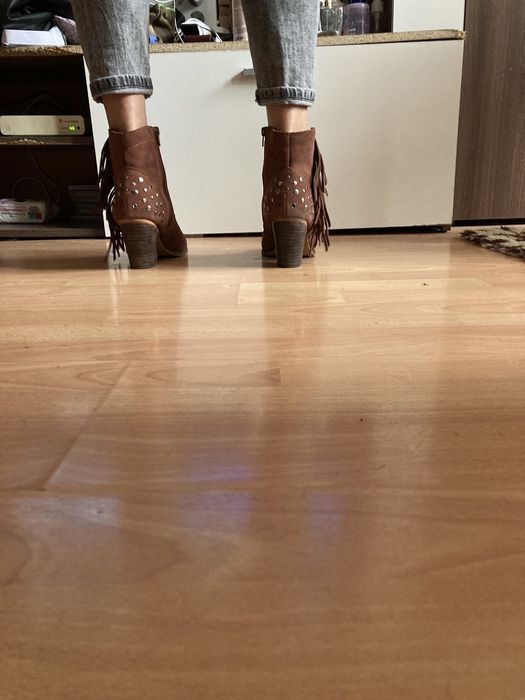 Боти естествен велур