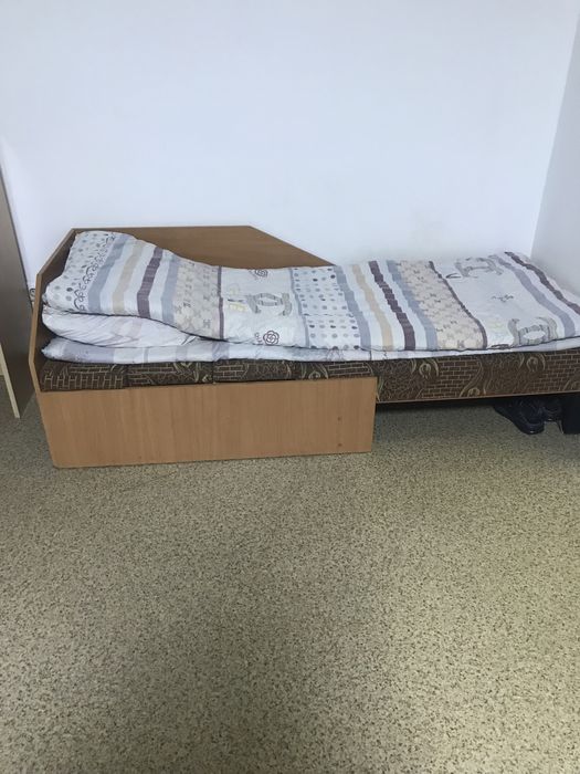 Продается кровать бу.