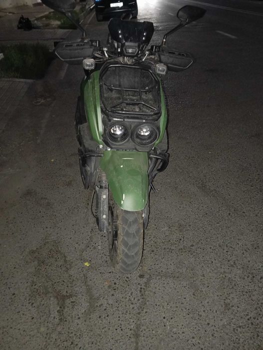 Tank skuter yangi holati zur rasxodiyam kam