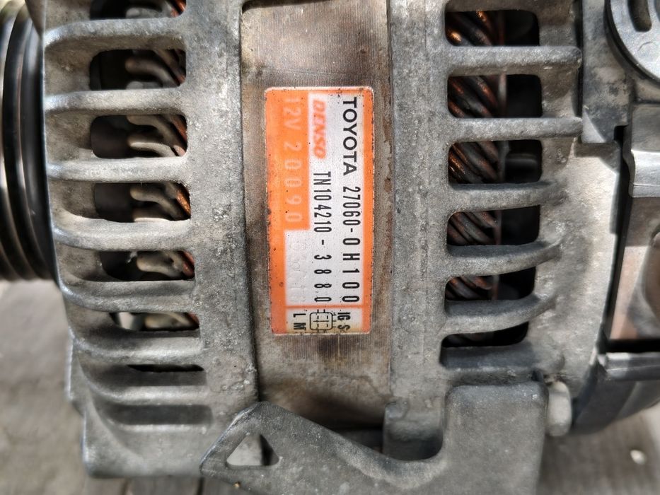 Генератор Toyota Camry 30/35