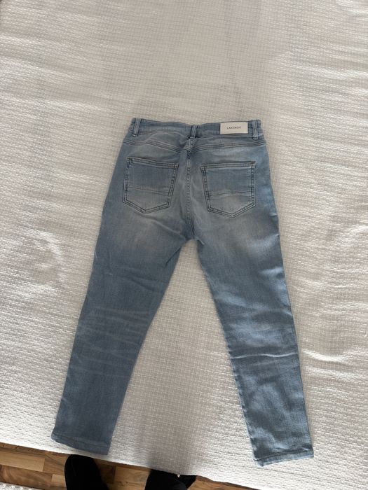 Blugi Rupti Cu Model