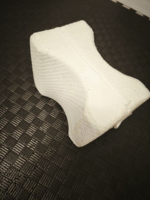 Ортопедична възглавница за колене, уринатор с капак