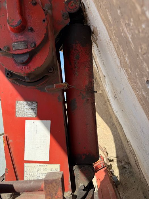 Установка манипулятора unic 2.5 ton