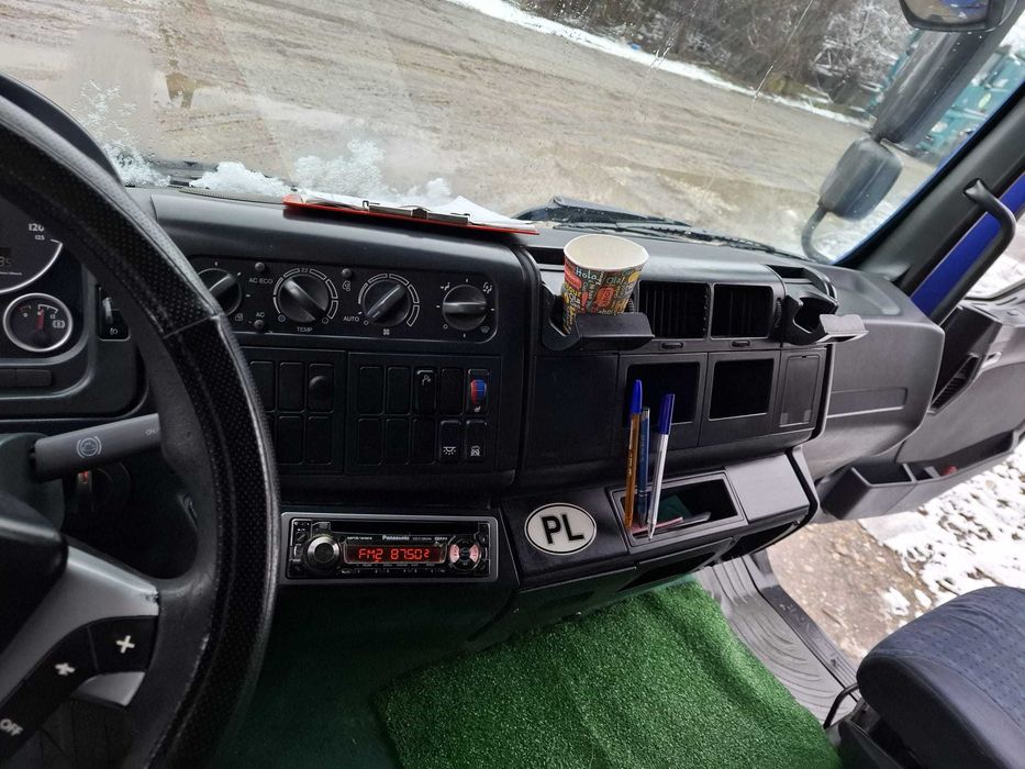 Vând camion MAN cu prelată