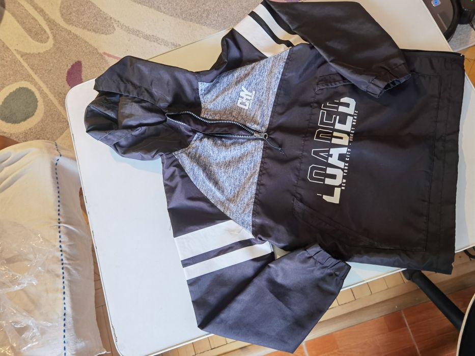 Geaca antivant 134/140cm, 8-10ani