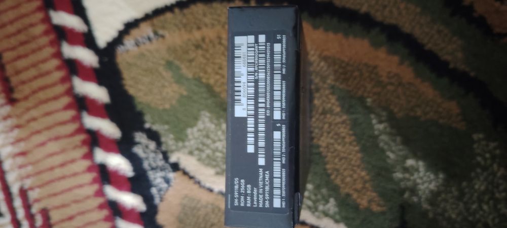 Xiaomi.12 lite koropka sotiladi + Samsung 23 koropka xam