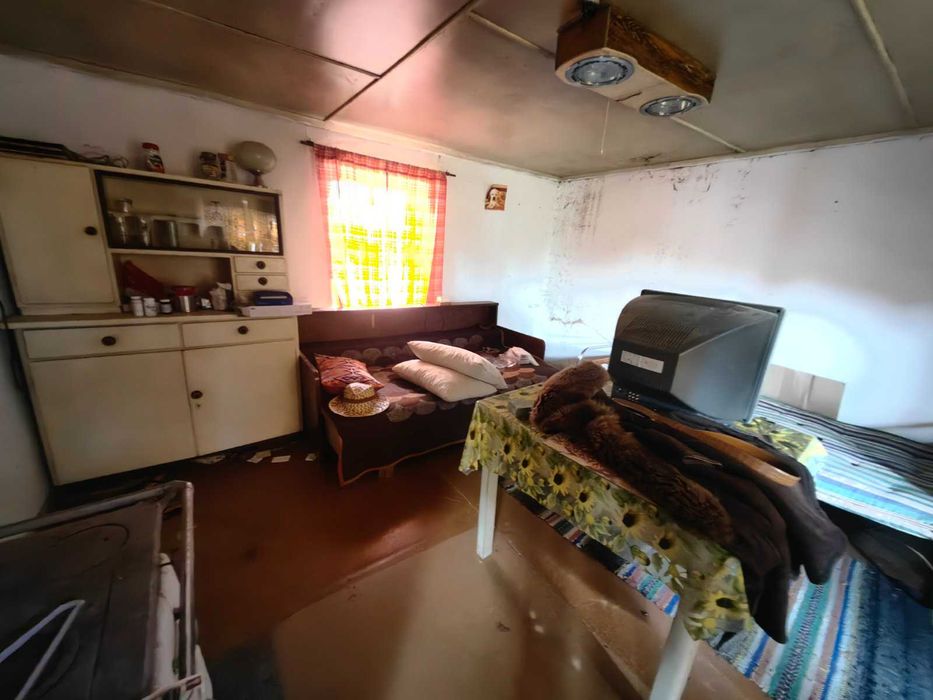 Продава се Къща в с. Ясеновец, Област Разград - 120 кв.м за 417 €/кв.м - Снимка #16