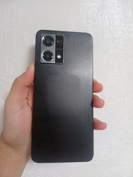 Продаю Oppo Reno 7