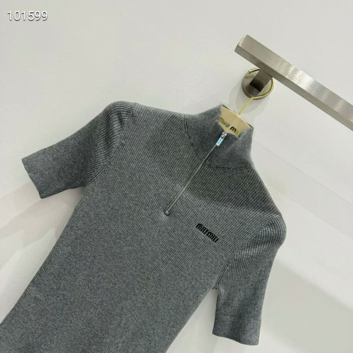 Кофта Miu Miu трикотаж