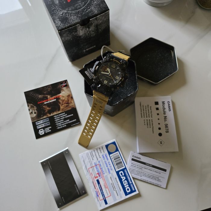 Продам часы CASIO G-SHOCK mudmaster GWG 2000