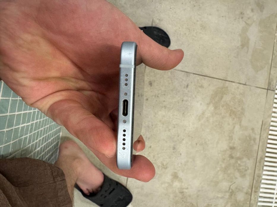 Продам айфон 15 в хорошем состоянии