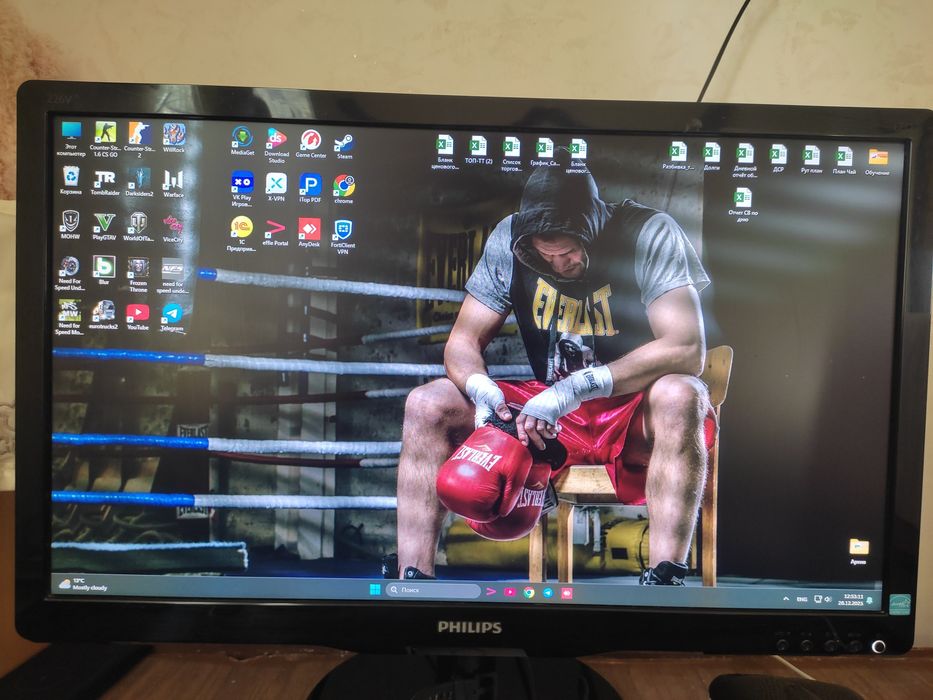 Продам монитор в отличном состоянии