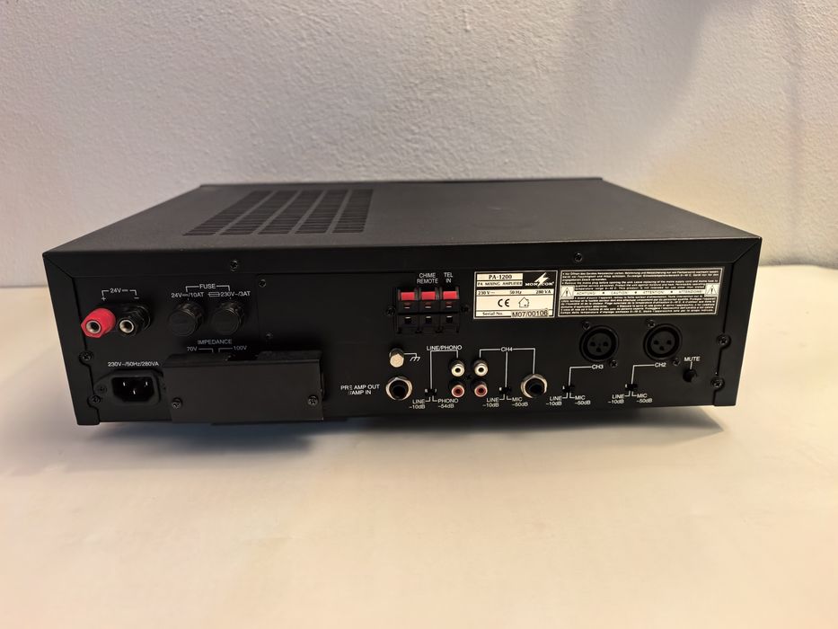 Amplificator Monacor PA 1200 cu reglaj pe 4 zone se emite factura