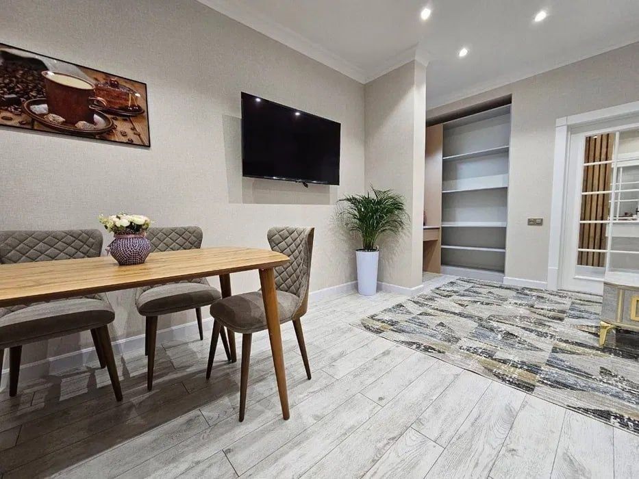 Суточный квартира своя Tashkent sity ж/к...