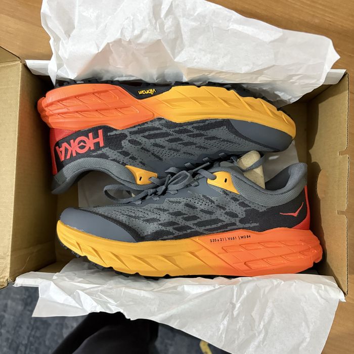 Летние кросовки hoka