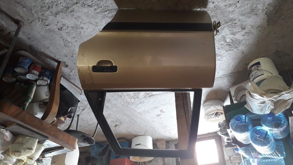 Лява задна врата за AUDI 80