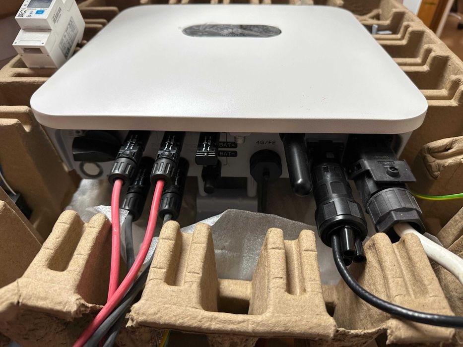 Invertor Huawei SUN2000-6KTL-L1 – 6 kW - folosit garanție până în 2033